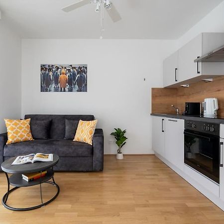 Elegant 1Br Flat With Balcony By Hm Apartment Wien Ngoại thất bức ảnh